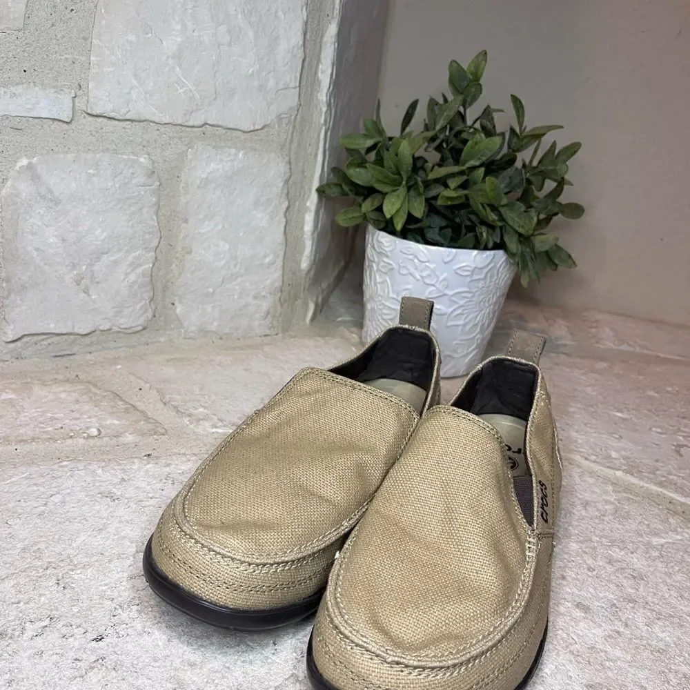 Crocs Walu Tan Slip On canvas Loafers sz 7